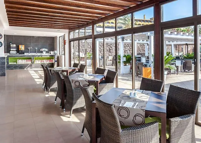 Hotel Occidental Jandía Playa 4*